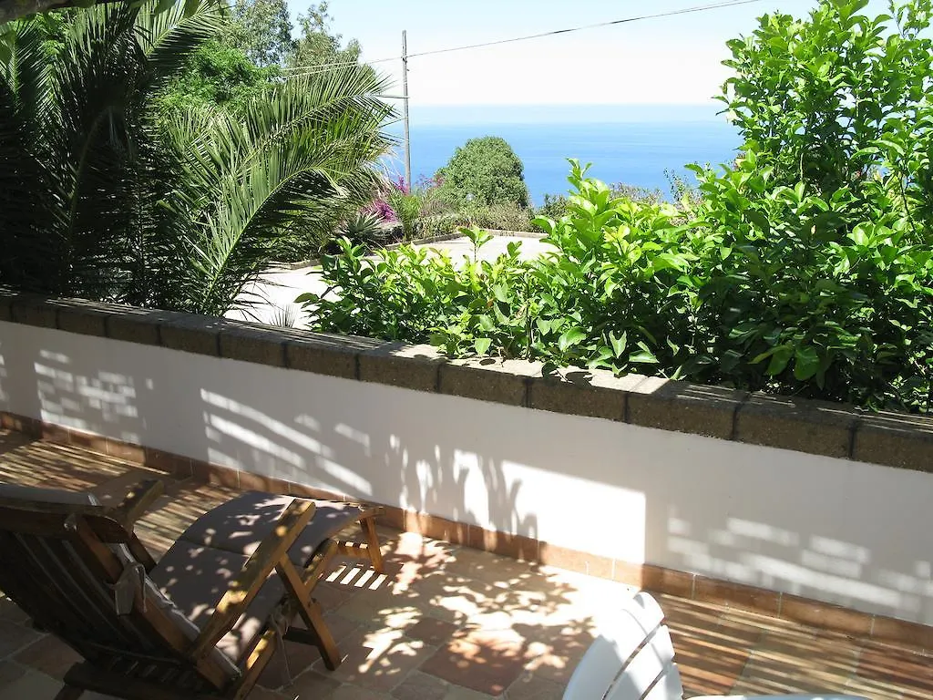 Villa Alba Appartamenti Kamma 0*,  Italia